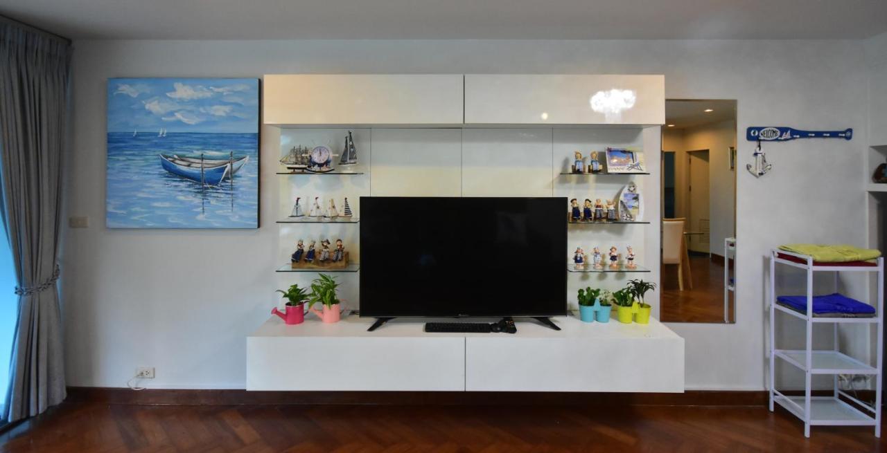 Hua Hin Beachfront Condo Екстер'єр фото