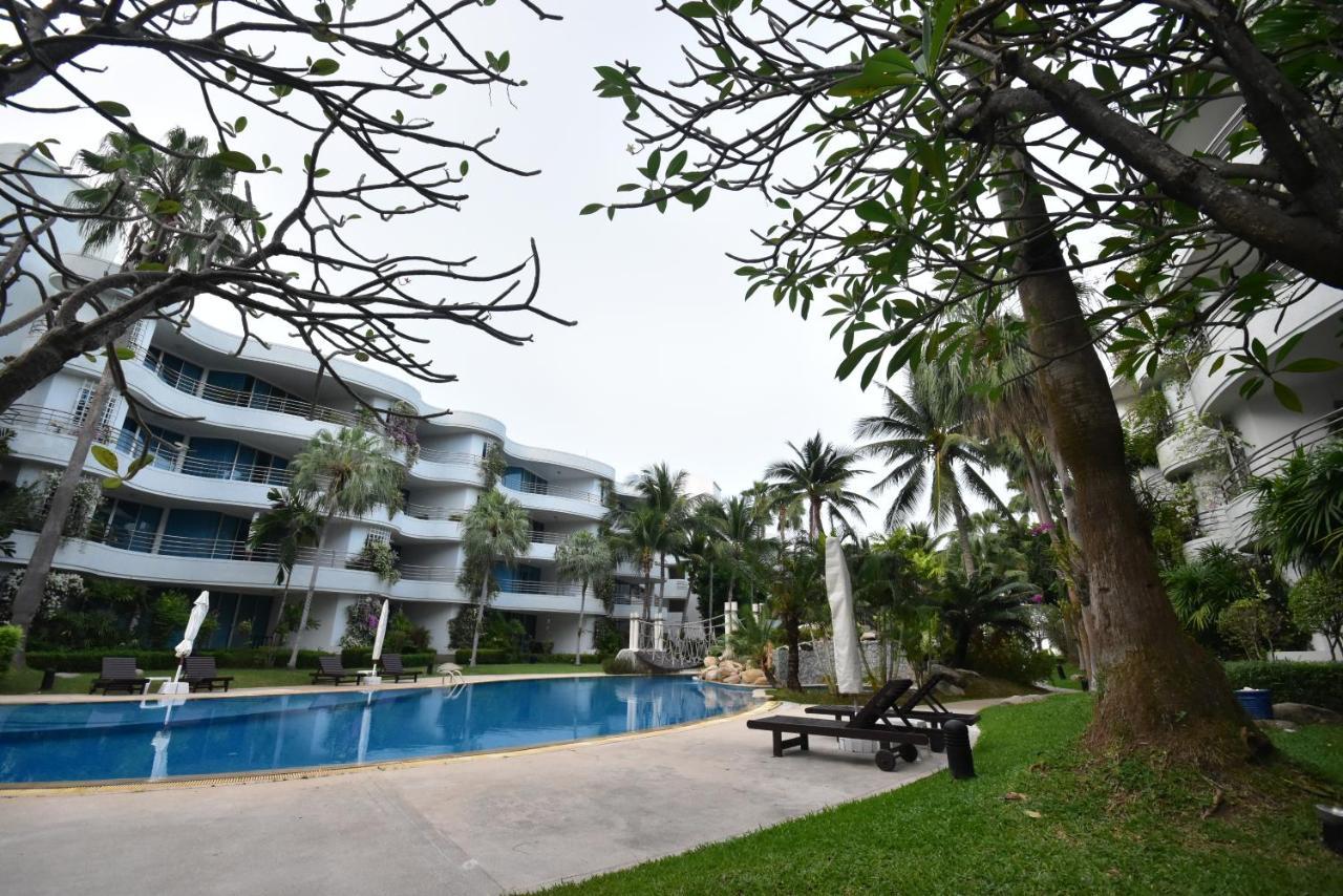 Hua Hin Beachfront Condo Екстер'єр фото